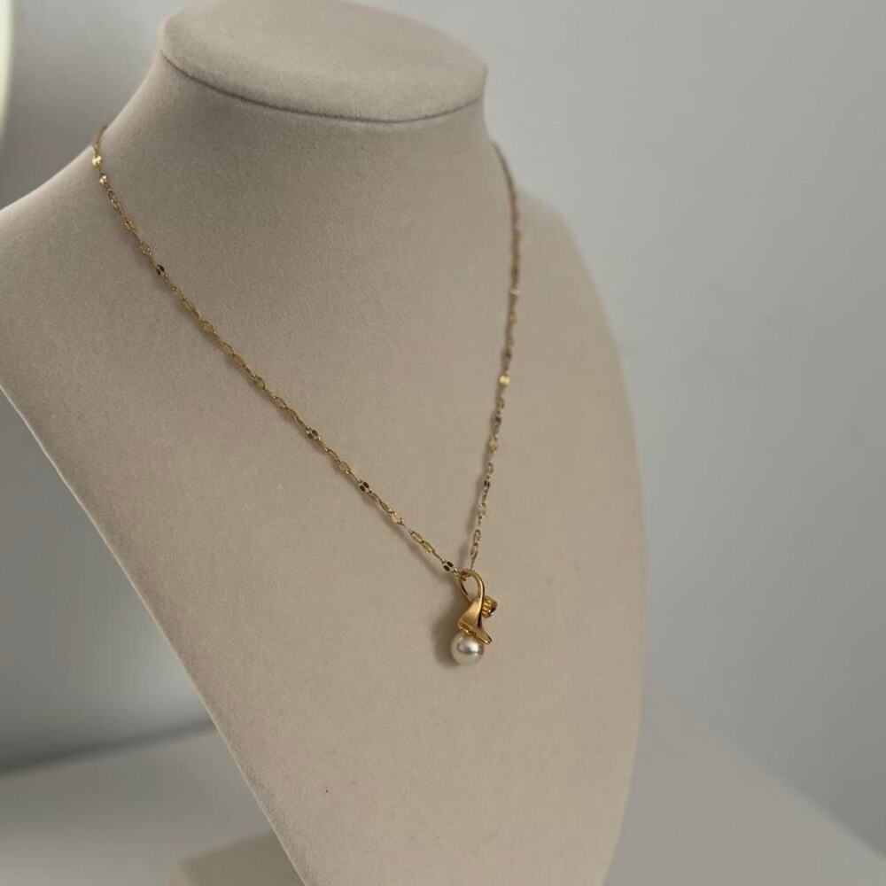 Gold Pearl Necklace with Bow Pendant Stainless Steel Elegant Cute Jewelry Gift - Picture 5 of 6
